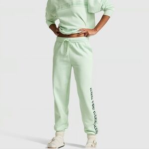 VS PINK NEW! Women's Mint Green Sweatpants XXL
